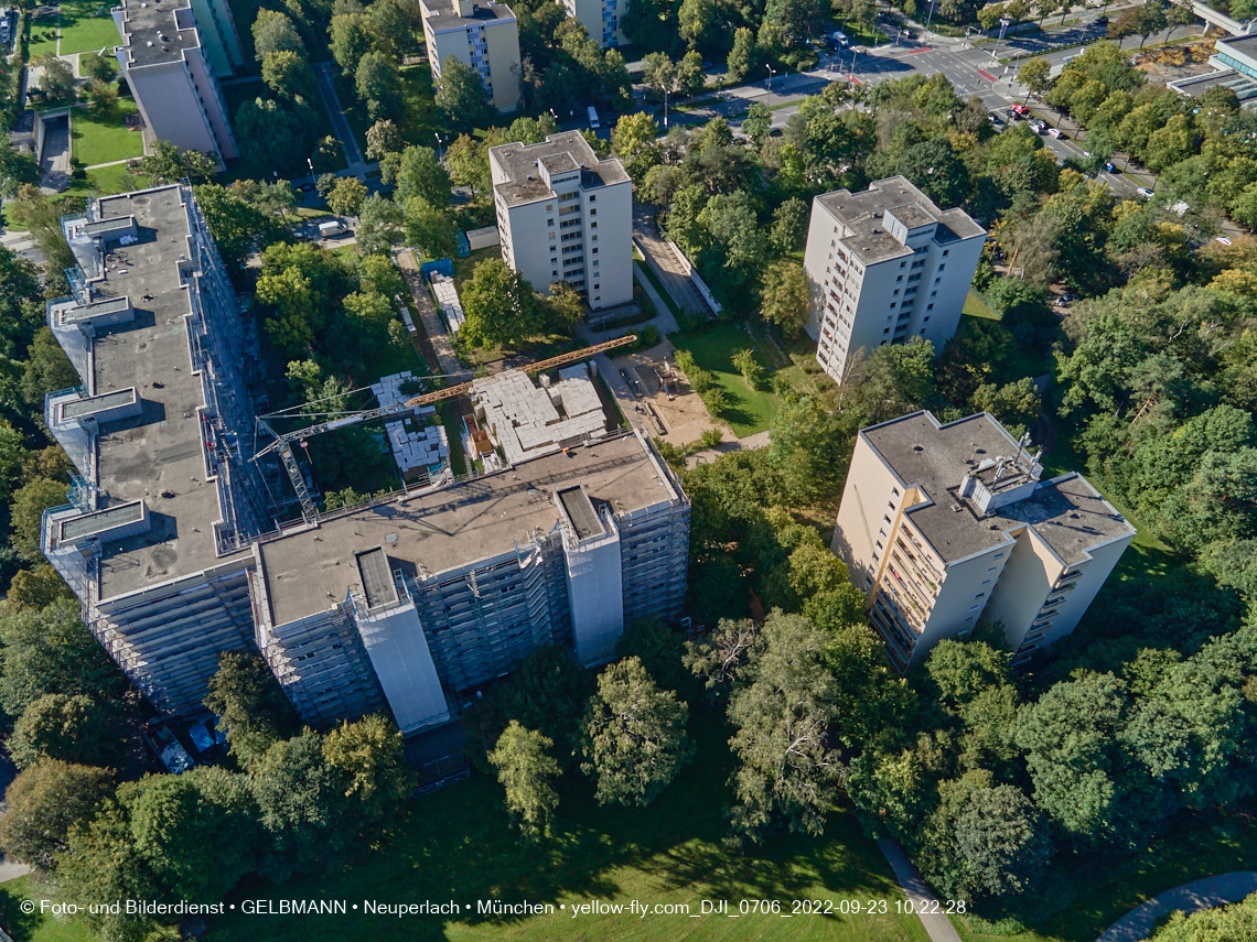 23.09.2022 - Sanierung am Karl-MArx-Ring 11-21 in Neuperlach